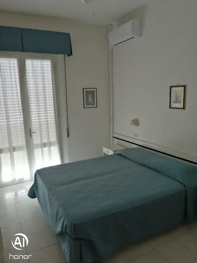 Hotel Villa Domiziana Rimini 3*,